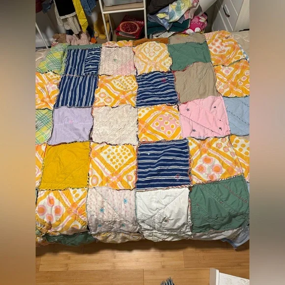 Vintage Cutter/Scrap Quilt Handmade Quilt - Picture 14 of 16